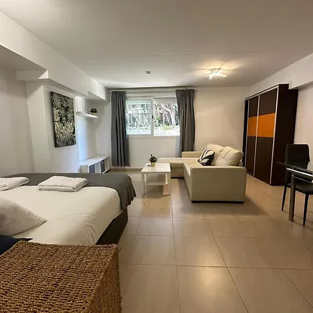Acogedor Estudio En La Playa شقة ماربيا