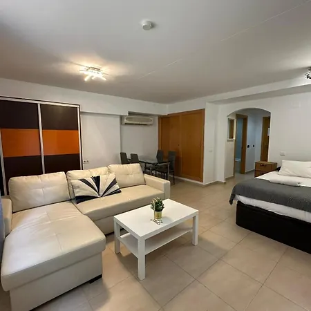 Acogedor Estudio En La Playa ماربيا