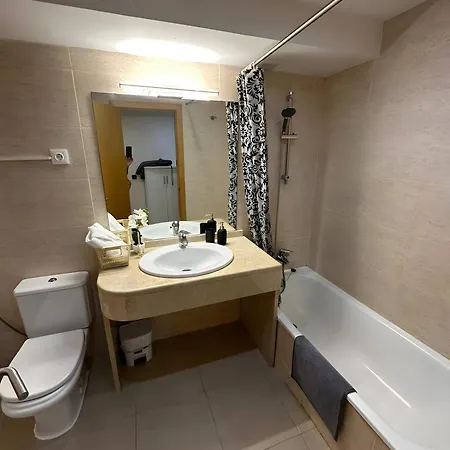 Acogedor Estudio En La Playa * ماربيا